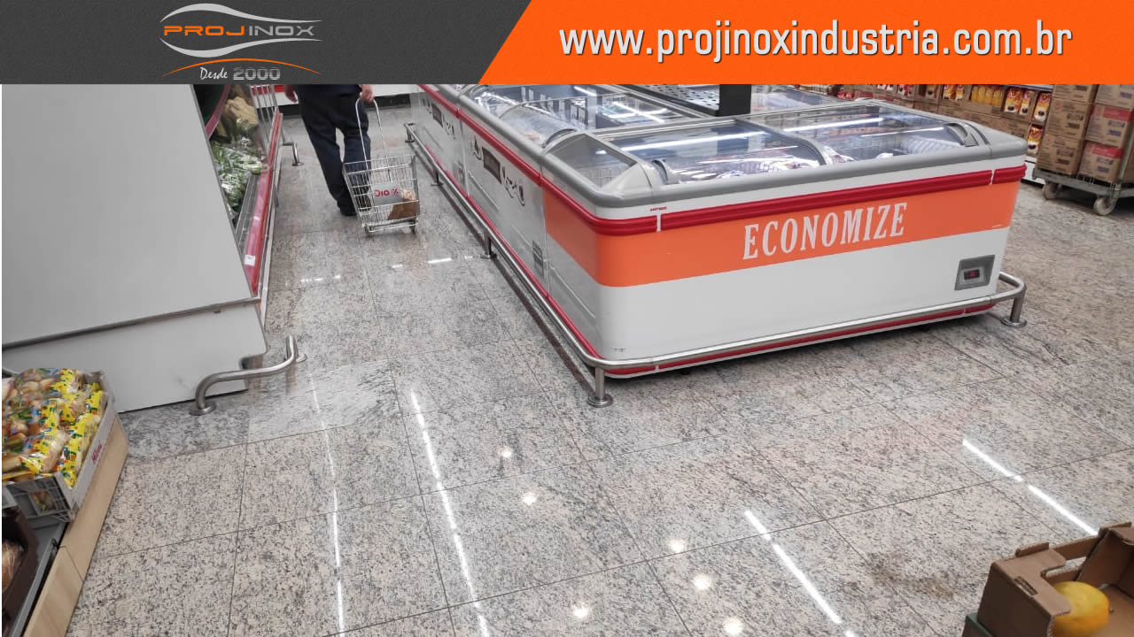 Bate Carrinho em Aço Inox Imagem