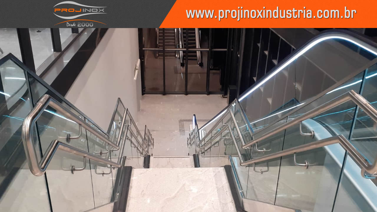 Corrimão Inox Conforme Norma ABNT Imagem