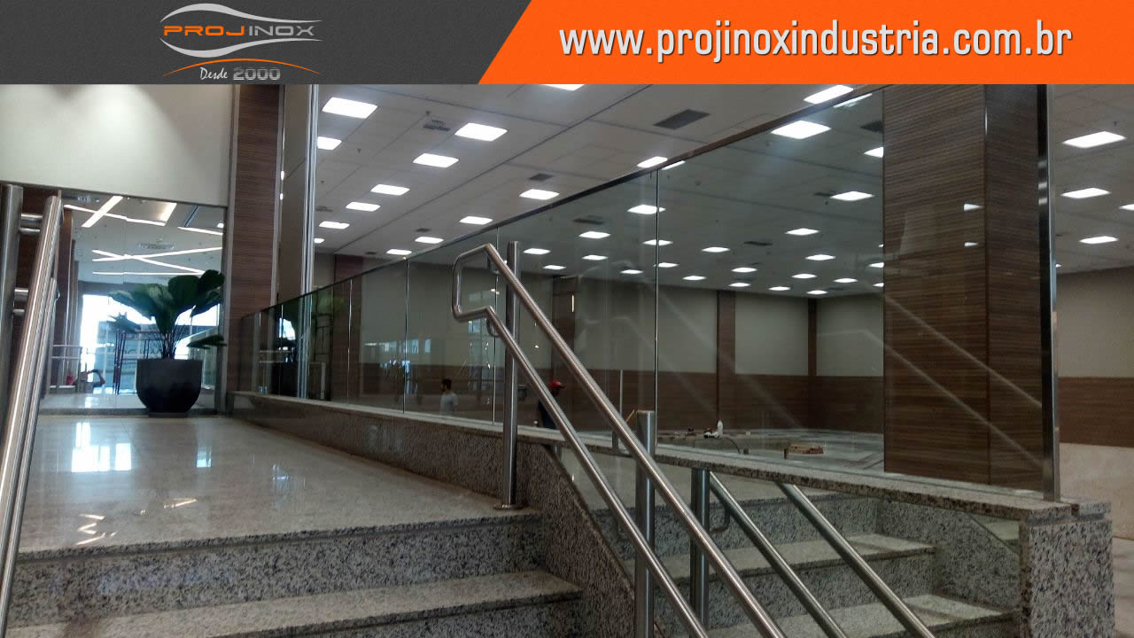Corrimão Inox Conforme Norma ABNT Imagem