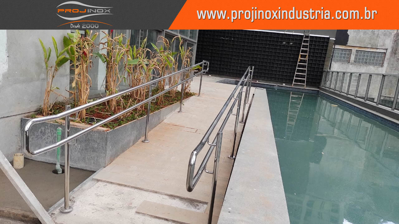 Corrimão Inox Conforme Norma ABNT Imagem
