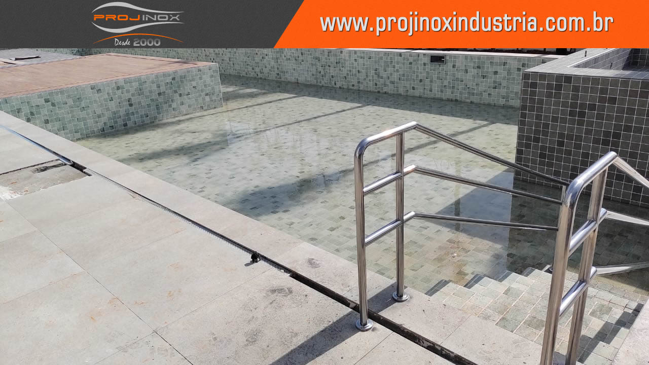 Corrimão Inox Conforme Norma ABNT Imagem