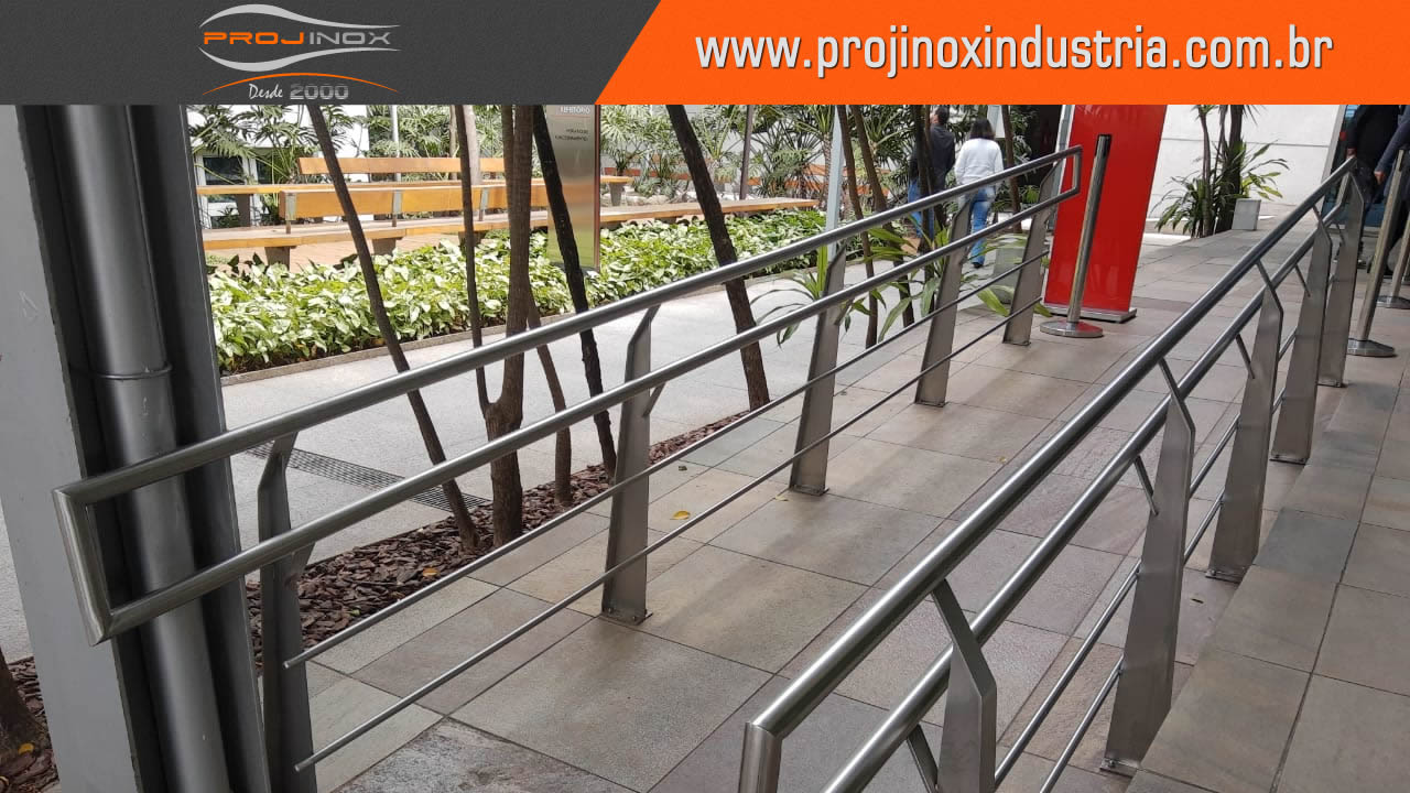 Corrimão Inox Conforme Norma ABNT Imagem