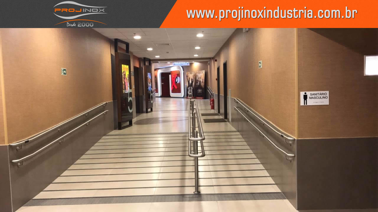 Corrimão Duplo em Aço Inox Imagem