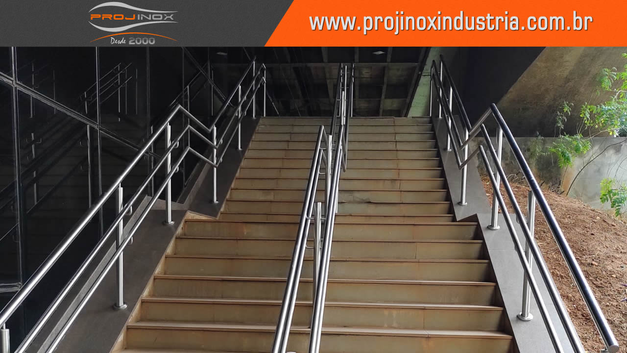 Corrimão Duplo em Aço Inox Imagem