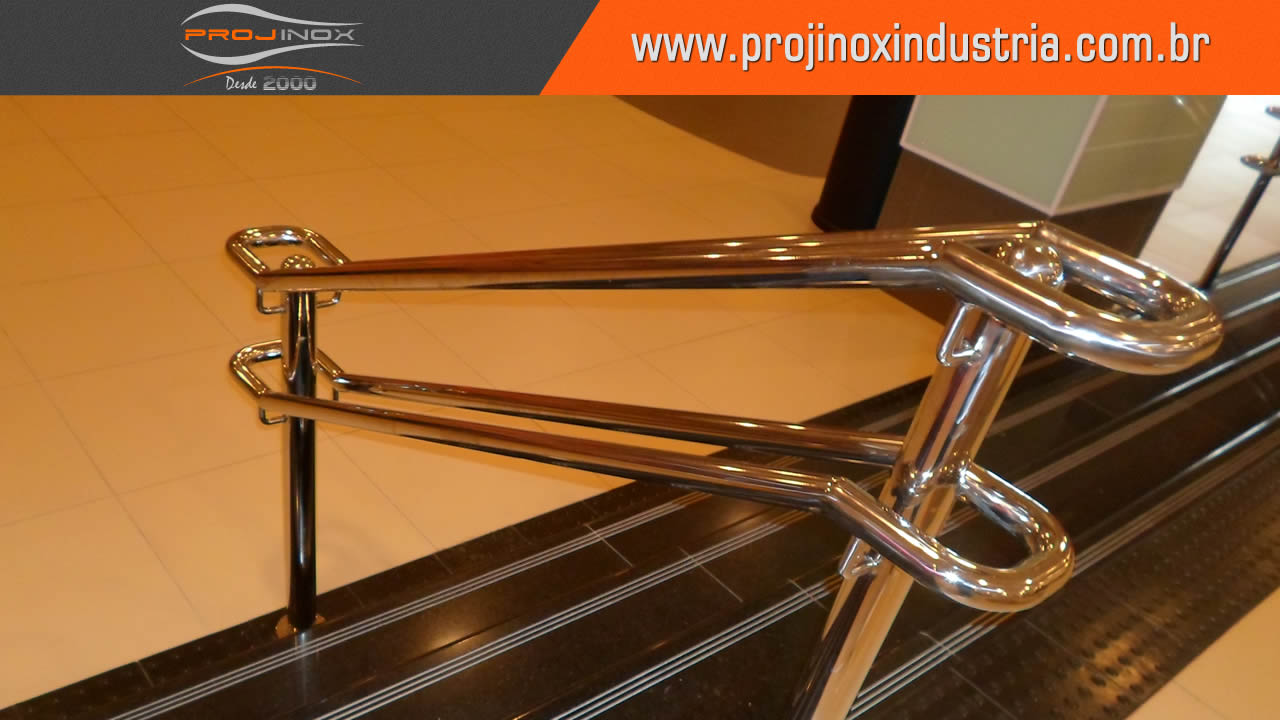 Corrimão Duplo em Aço Inox Imagem